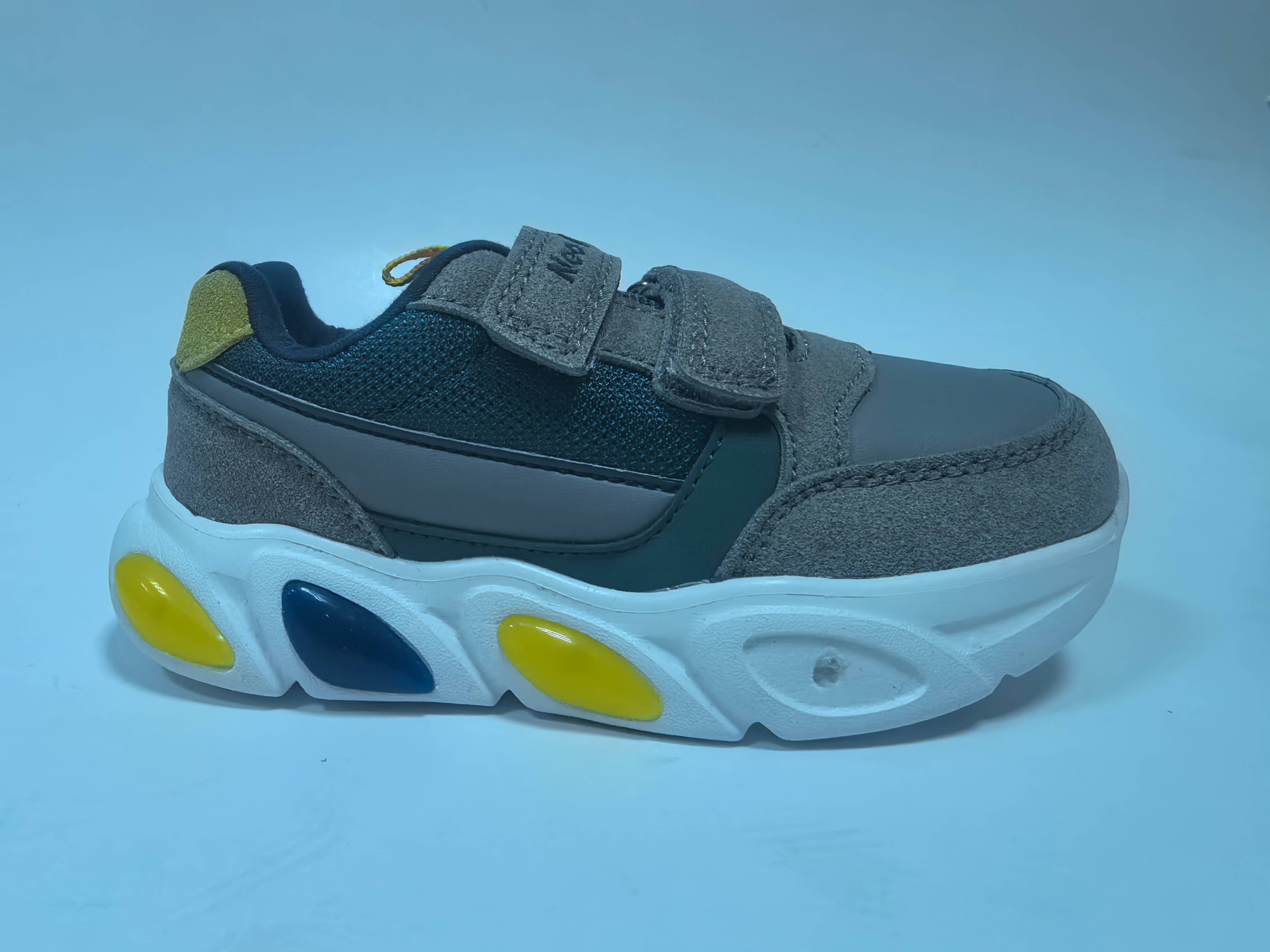 Light shoe style WMM-219
