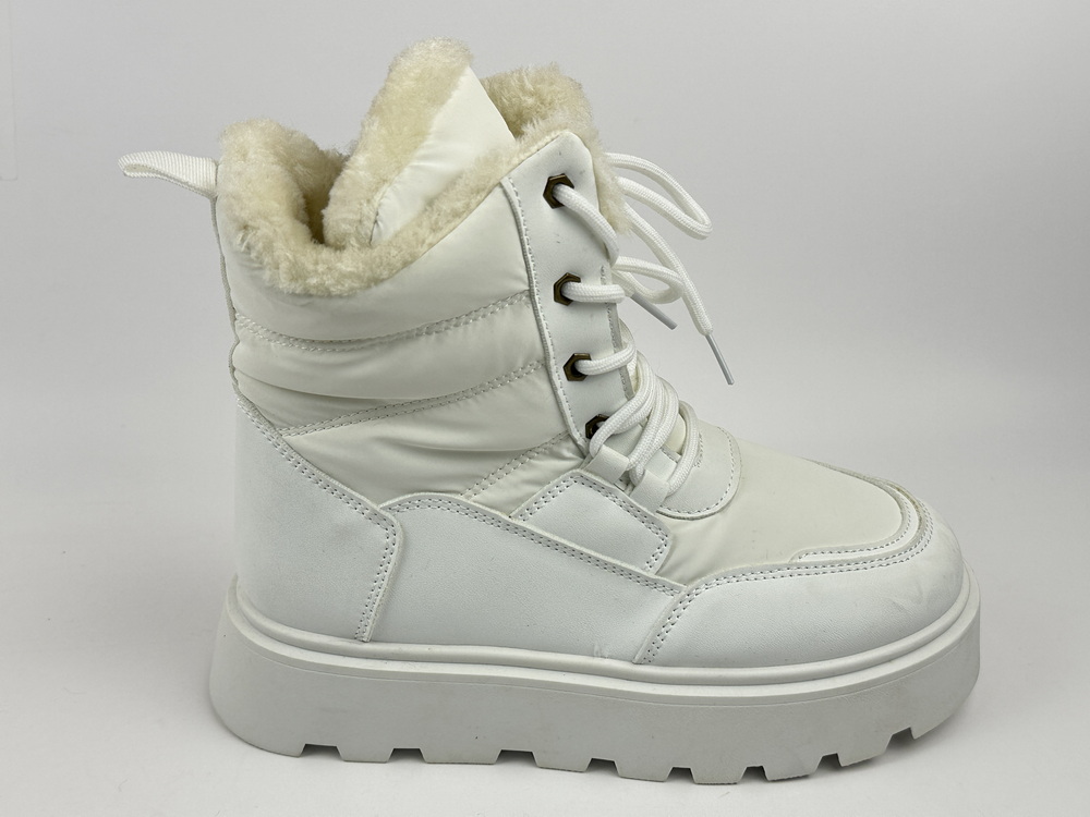White children's warm snow boot
